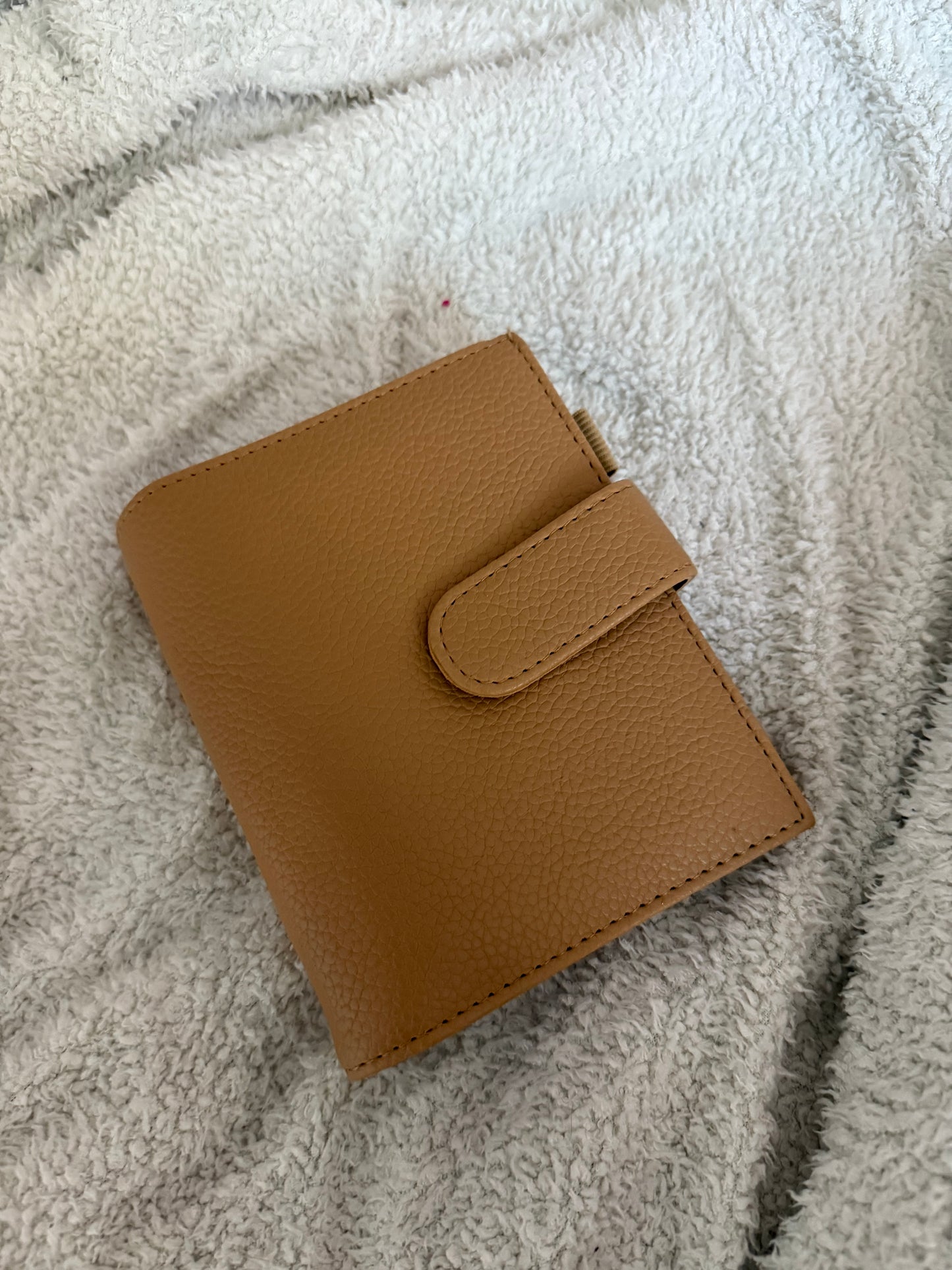 AS IS CARAMEL WALLET